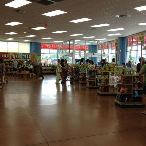 Photo taken at Trader Joe's by K@rTh!kk R. on 7/20/2013