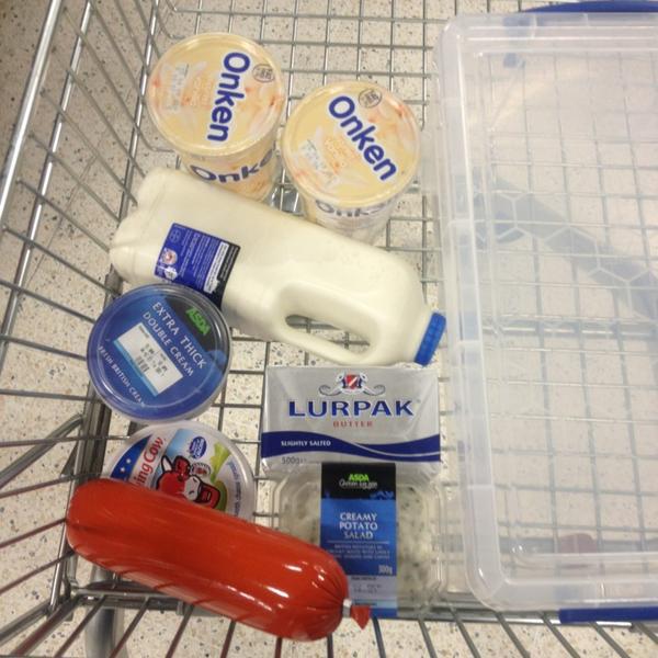 Photo taken at ASDA by Jakhongir N. on 3/25/2013-英国伦敦四十小巷 Photo taken at ASDA by Jakhongir N. on 3/25/2013
