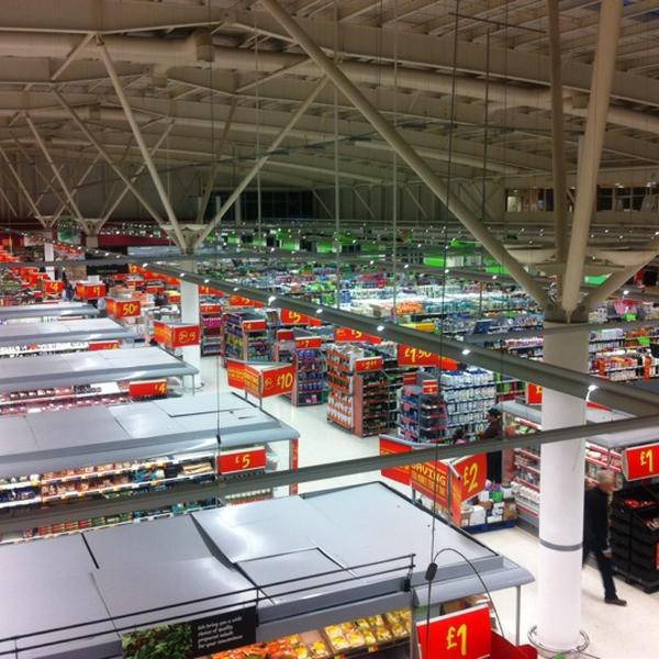 Photo taken at ASDA by John N. on 7/18/2011-英国伦敦四十小巷 Photo taken at ASDA by John N. on 7/18/2011