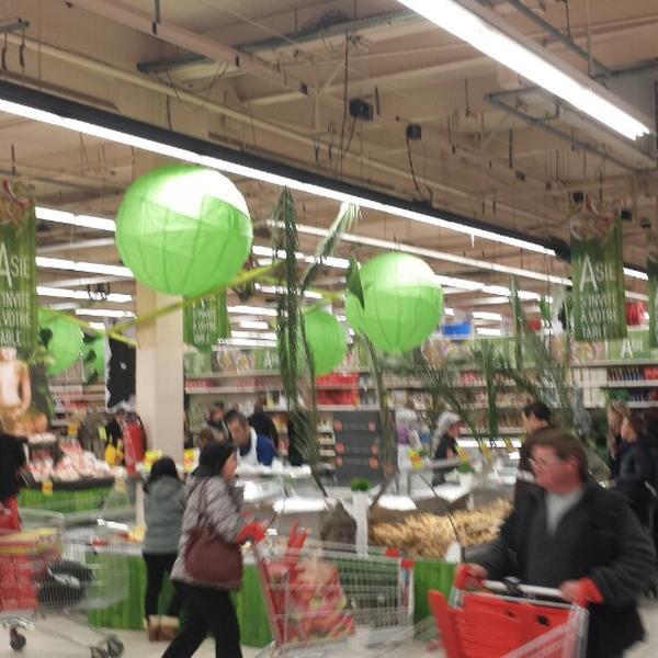 Photo taken at Auchan by Daniel N. on 1/24/2014-法国北部欧布尔丹首都区352号 Photo taken at Auchan by Daniel N. on 1/24/2014