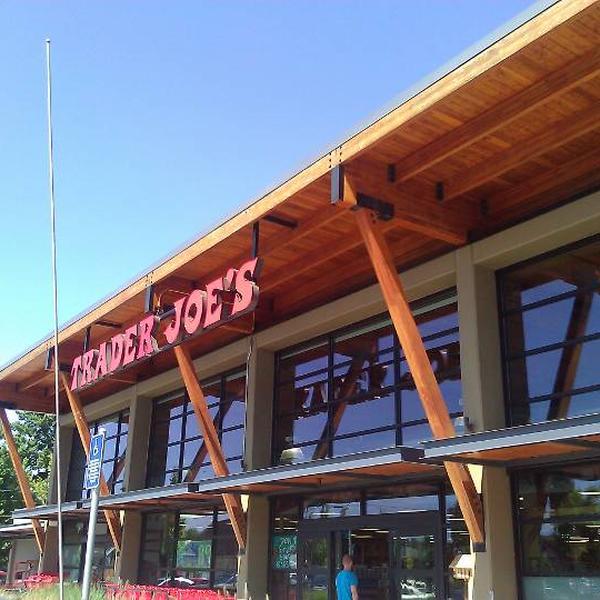 Trader Joe's乔氏连锁波特兰店 奥勒冈州波兰特第41大道哈尔东北街4121号