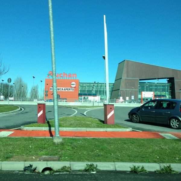 Photo taken at Centro Commerciale Galleria Auchan by Pavel A. on 3/19/2013