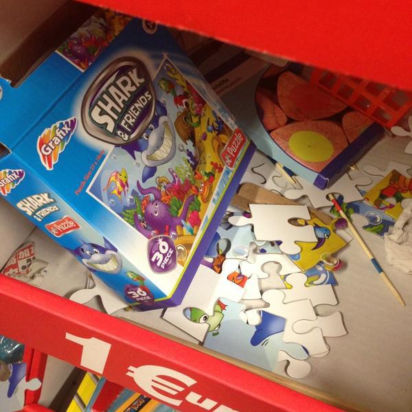 Photo taken at Carrefour El Saler by Luis A. on 9/13/2013-西班牙巴伦西亚洛佩兹皮尼罗教授大道16号 Photo taken at Carrefour El Saler by Luis A. on 9/13/2013