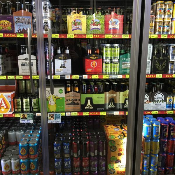 Photo taken at Whole Foods Market by Kathi R. on 3/6/2015-德克萨斯州奥斯汀多曼11920 Photo taken at Whole Foods Market by Kathi R. on 3/6/2015