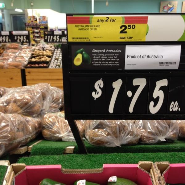 Photo taken at Woolworths by tsvnq on 5/2/2012