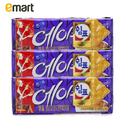 EMART易买得 韩国进口海太王牌饼干121g*3盒 低脂低热量休闲零食