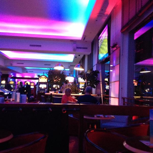 Photo taken at Casino Barrière de Dinard by Pumpkin on 8/24/2014