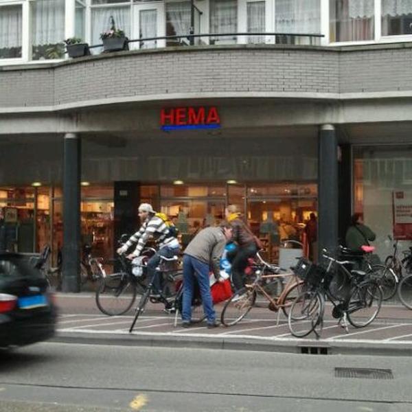 Photo taken at HEMA by Tessa on 5/4/2012