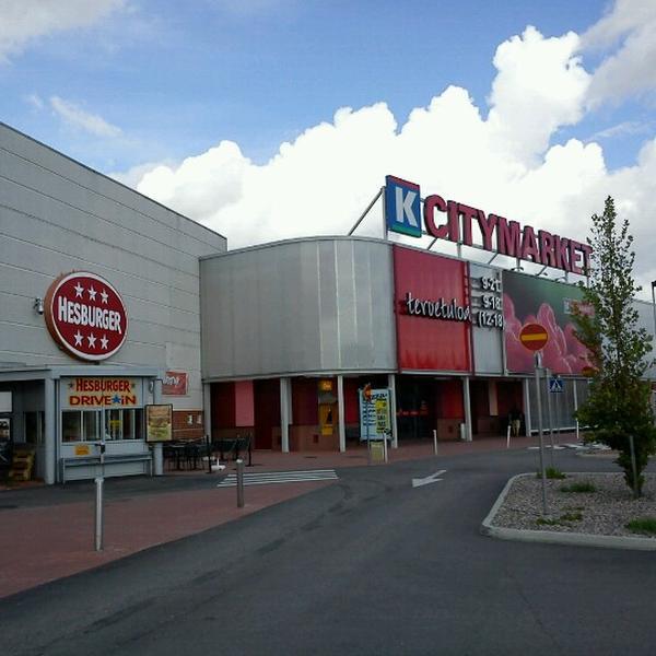 Photo taken at K-citymarket by Tomi H. on 8/1/2012-于韦斯屈莱冷弯路6 Photo taken at K-citymarket by Tomi H. on 8/1/2012