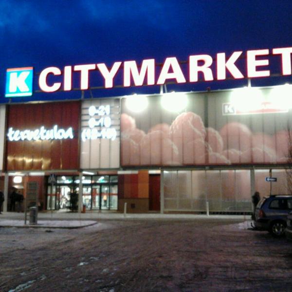 Photo taken at K-citymarket by Helena Ä. on 12/20/2013-于韦斯屈莱冷弯路6 Photo taken at K-citymarket by Helena Ä. on 12/20/2013