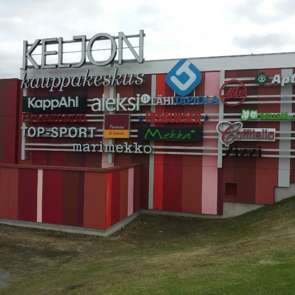 Photo taken at K-citymarket by Janita K. on 5/14/2014-于韦斯屈莱冷弯路6 Photo taken at K-citymarket by Janita K. on 5/14/2014