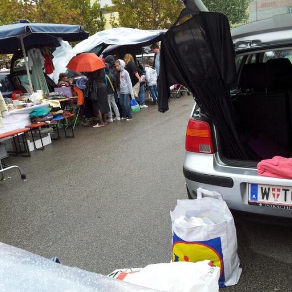 Photo taken at MERKUR by Anna Genial L. on 10/7/2012