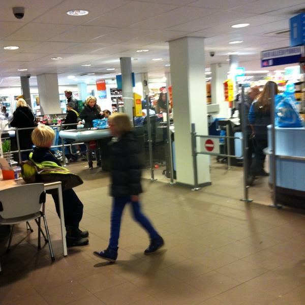 Photo taken at Albert Heijn by Richie P. on 3/10/2013-荷兰南荷兰省海牙魏玛街118号 Photo taken at Albert Heijn by Richie P. on 3/10/2013