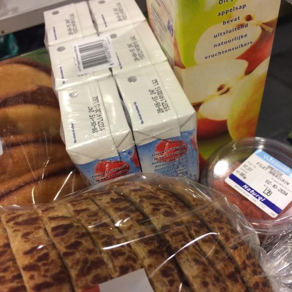 Photo taken at Albert Heijn by Richie P. on 9/24/2014-荷兰南荷兰省海牙魏玛街118号 Photo taken at Albert Heijn by Richie P. on 9/24/2014