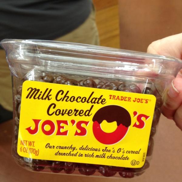 Photo taken at Trader Joe's by Heather L. on 6/1/2012-田纳西州纳什维尔市希尔斯伯勒帕克路3909(在阿伯特马丁路和理查德琼斯路之间) Photo taken at Trader Joe's by Heather L. on 6/1/2012