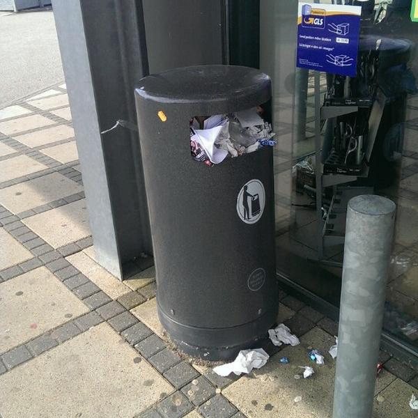 Photo taken at Super Best by Kenneth (. on 8/28/2013