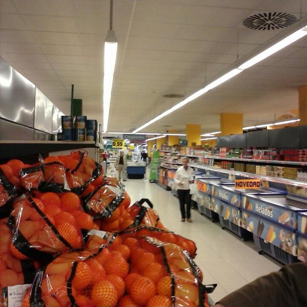 Photo taken at Mercadona by Jose A. on 4/10/2014