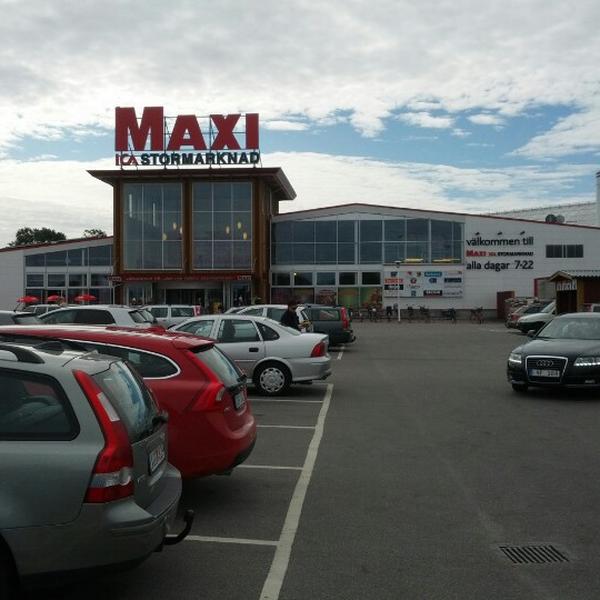 Photo taken at ICA Maxi by Bengt L. on 8/11/2012