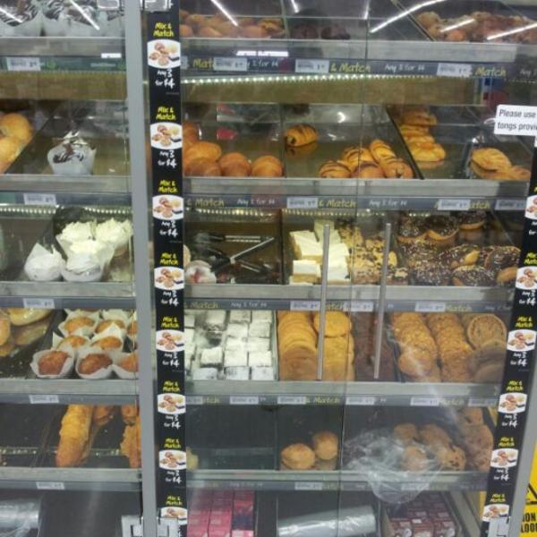 Photo taken at Countdown by Kolone on 5/18/2012