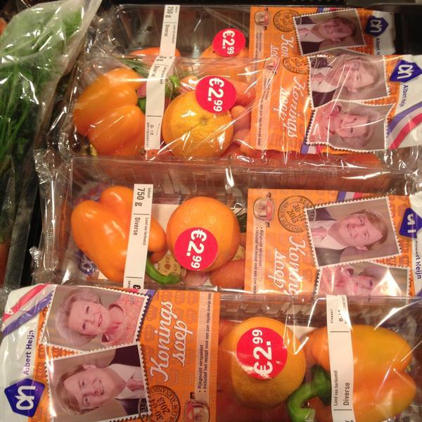 Photo taken at Albert Heijn by Maruja E. on 4/28/2013