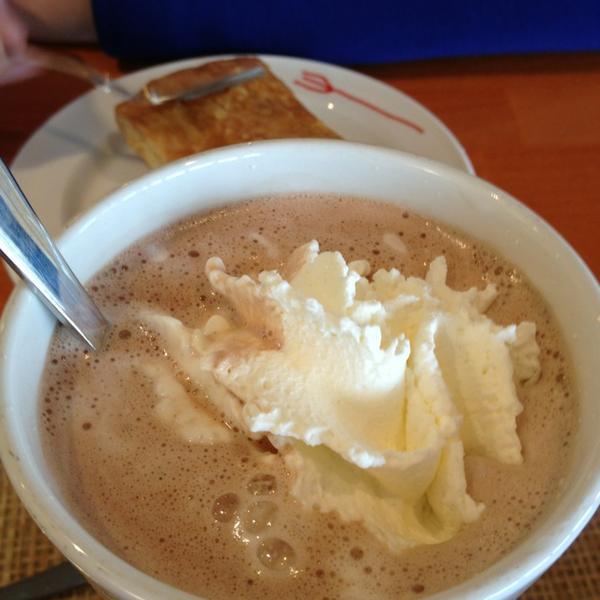 Photo taken at HEMA by Walter A. on 4/5/2013