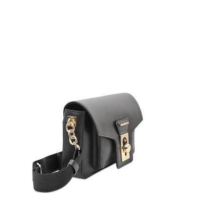 Karl lagerfeld 18k封闭针时尚单肩女包海外直邮法国官网直邮进口 Karl lagerfeld 18k封闭针时尚单肩女包海外直邮法国官网直邮进口