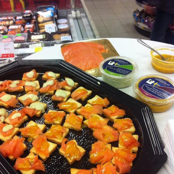 Photo taken at Proxy Delhaize by Joke M. on 11/30/2014