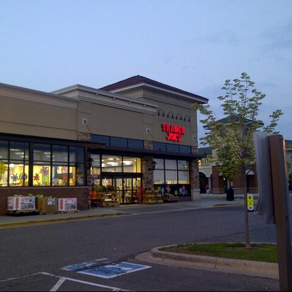 Photo taken at Trader Joe's by Ian on 7/4/2012-明尼苏达州梅普尔格罗夫埃尔姆克里克大道12105号 Photo taken at Trader Joe's by Ian on 7/4/2012