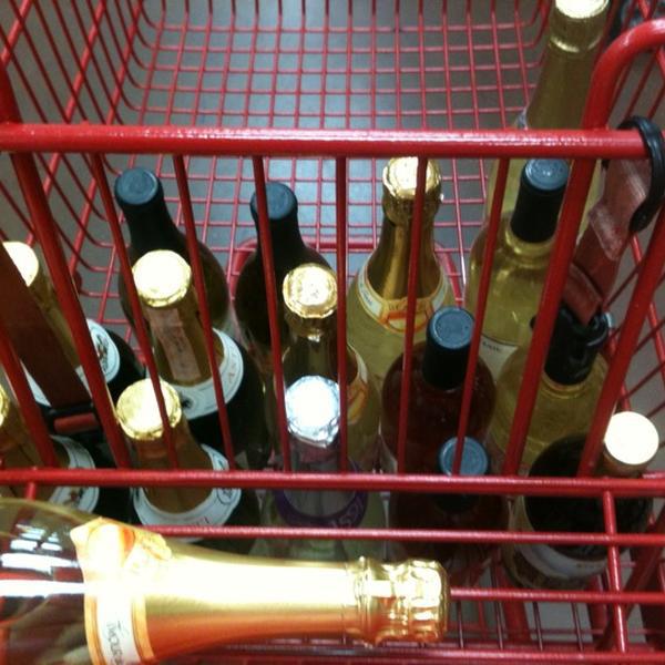 Photo taken at Trader Joe's by Jeana A. on 12/21/2011-明尼苏达州梅普尔格罗夫埃尔姆克里克大道12105号 Photo taken at Trader Joe's by Jeana A. on 12/21/2011