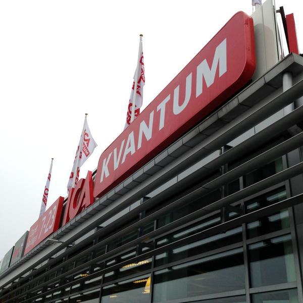 Photo taken at ICA Kvantum by André B. on 2/27/2013