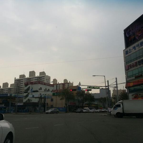 Photo taken at 이마트 (emart) by 용은 김. on 11/19/2012-全罗南道木浦市玉岩138易买得超市 Photo taken at 이마트 (emart) by 용은 김. on 11/19/2012