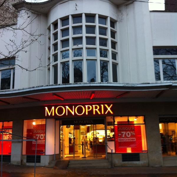 Photo taken at Monoprix by Renaud F. on 1/23/2014-法国法兰西岛巴黎勒伊大道1 Photo taken at Monoprix by Renaud F. on 1/23/2014