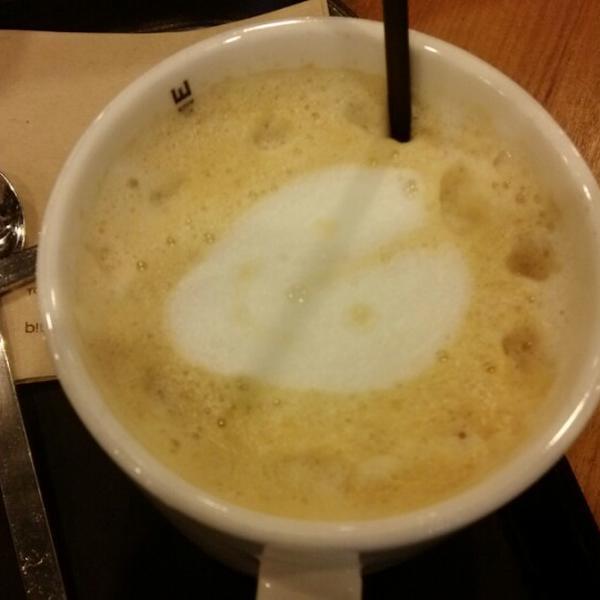 Photo taken at 이마트 / E-Mart by 은진 주. on 10/31/2012-大田市东区1689易买得超市 Photo taken at 이마트 / E-Mart by 은진 주. on 10/31/2012