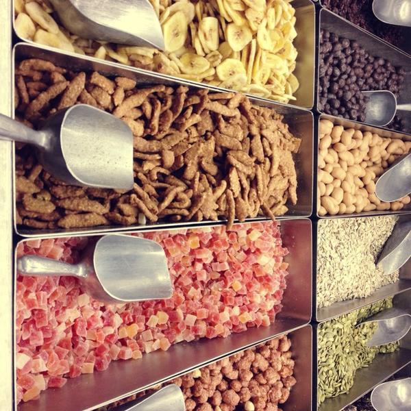 Photo taken at Whole Foods Market by Min Ji K. on 10/6/2013-美国马萨诸塞州安多佛铁路街40 Photo taken at Whole Foods Market by Min Ji K. on 10/6/2013