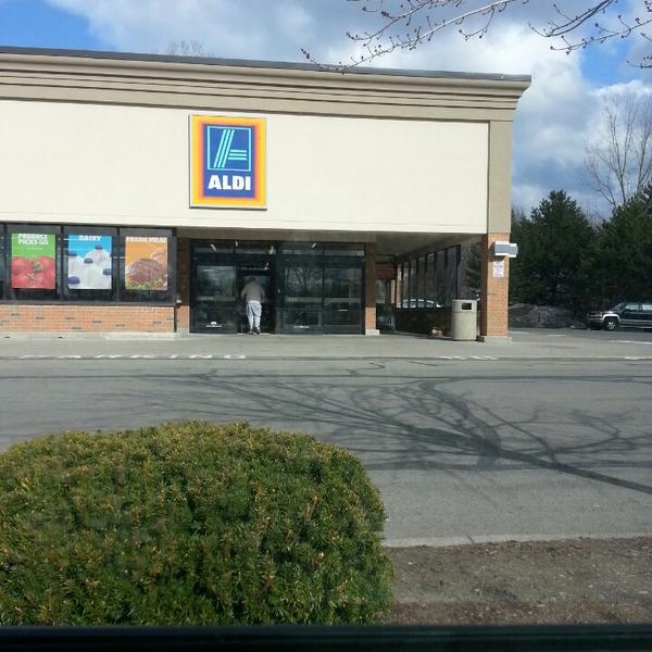 Photo taken at Aldi by Noelani K. on 4/5/2013