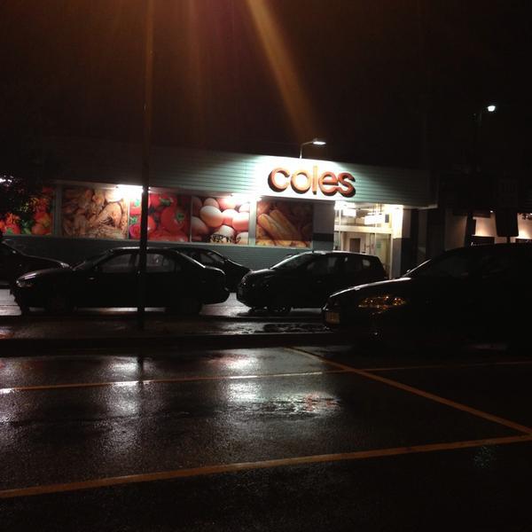 Photo taken at Coles by Fernando d. on 7/13/2013-澳大利亚维多利亚州巴拉克拉瓦卡姆登街54 Photo taken at Coles by Fernando d. on 7/13/2013