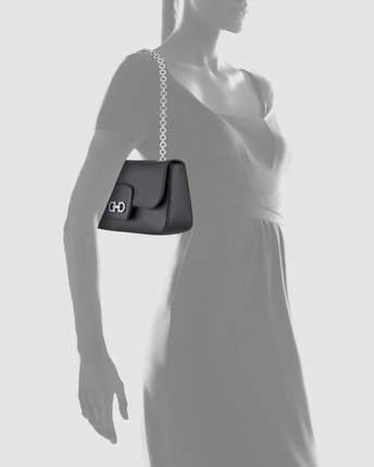 美国直邮Salvatore Ferragamo N6415S 女十字单肩包包邮 美国直邮Salvatore Ferragamo N6415S 女十字单肩包包邮