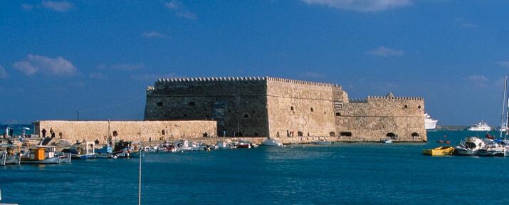 伊拉克利翁购物生活指南