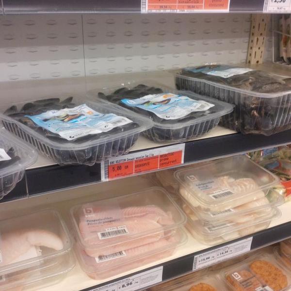 Photo taken at Colruyt by Tanguy V. on 10/22/2014