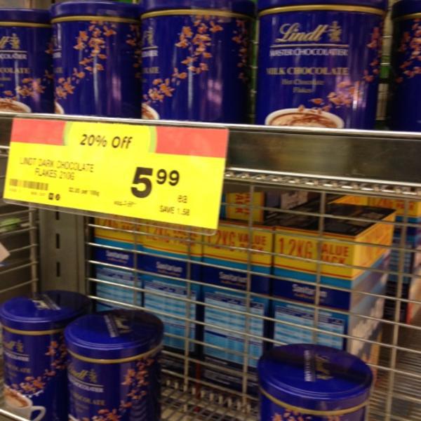 Photo taken at Woolworths by Shinta B. on 6/24/2012