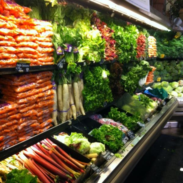Photo taken at Whole Foods Market by Ronald R. on 7/11/2012-田纳西州纳什维尔市希尔斯伯勒帕克(在沃菲尔德区)4021 Photo taken at Whole Foods Market by Ronald R. on 7/11/2012
