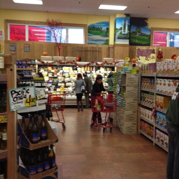 Photo taken at Trader Joe's by Charled R. on 11/5/2011