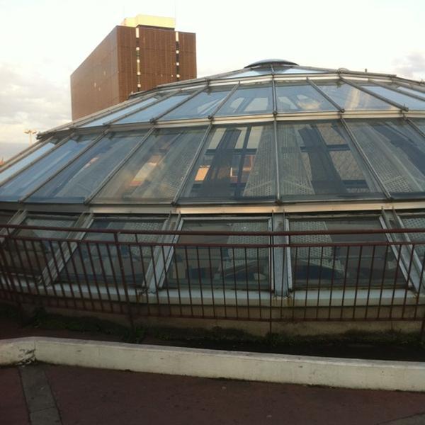 Photo taken at Carrefour by Quentin D. on 5/18/2012