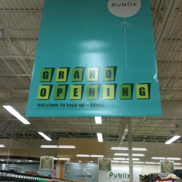 Photo taken at Publix by David S. on 2/13/2012