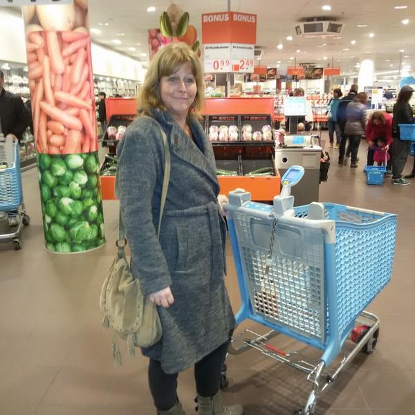 Photo taken at Albert Heijn by John B. on 11/8/2014-荷兰弗莱福兰省阿尔梅勒里约热内卢广场1号 Photo taken at Albert Heijn by John B. on 11/8/2014