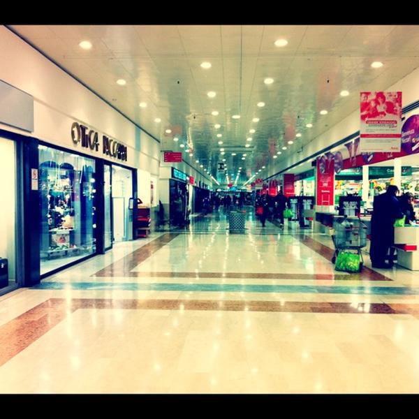 Auchan 意大利坎帕尼亚庞贝145国道