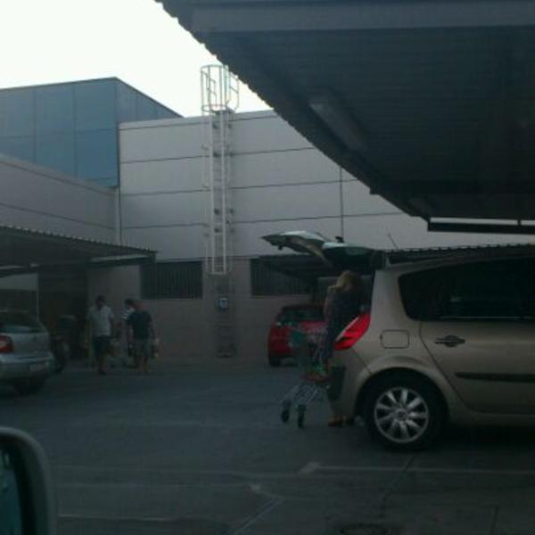 Photo taken at Mercadona by Cecilia H. on 6/8/2012