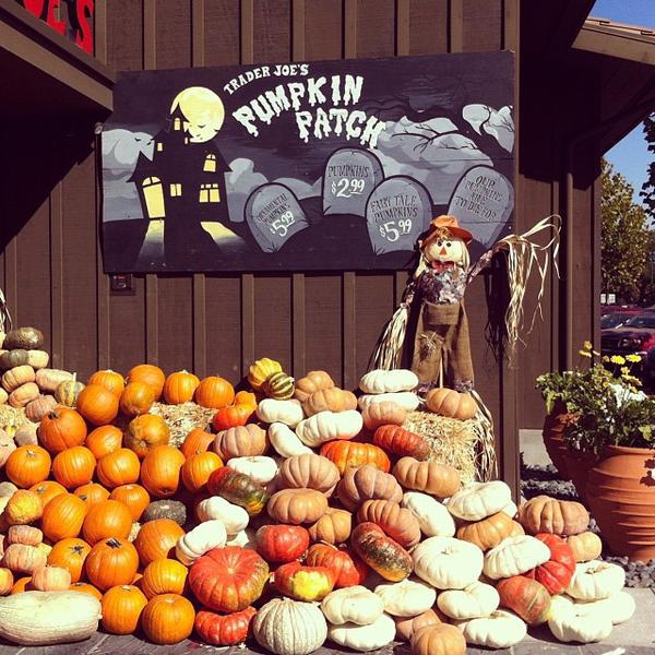 Photo taken at Trader Joe's by negi on 10/19/2013-加尼福尼亚帕罗奥图埃尔卡米诺雷亚尔855(城市与乡村村) Photo taken at Trader Joe's by negi on 10/19/2013