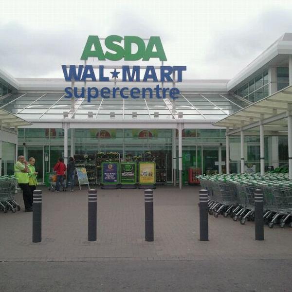 Asda 英国斯塔福德郡塔姆沃思凡吐拉公园路