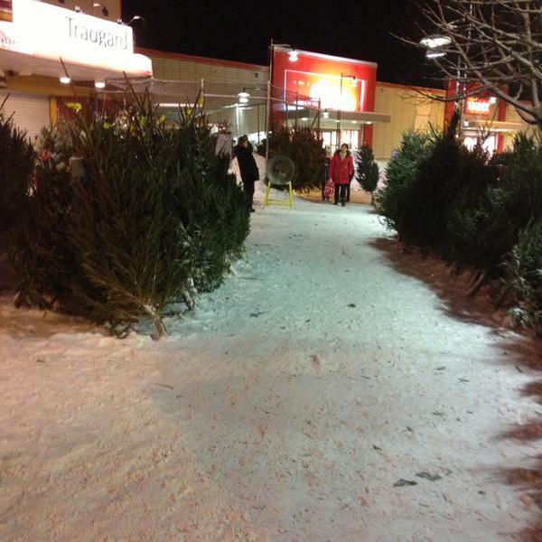 Photo taken at ICA Maxi Uppsala by Staffan W. on 12/19/2012